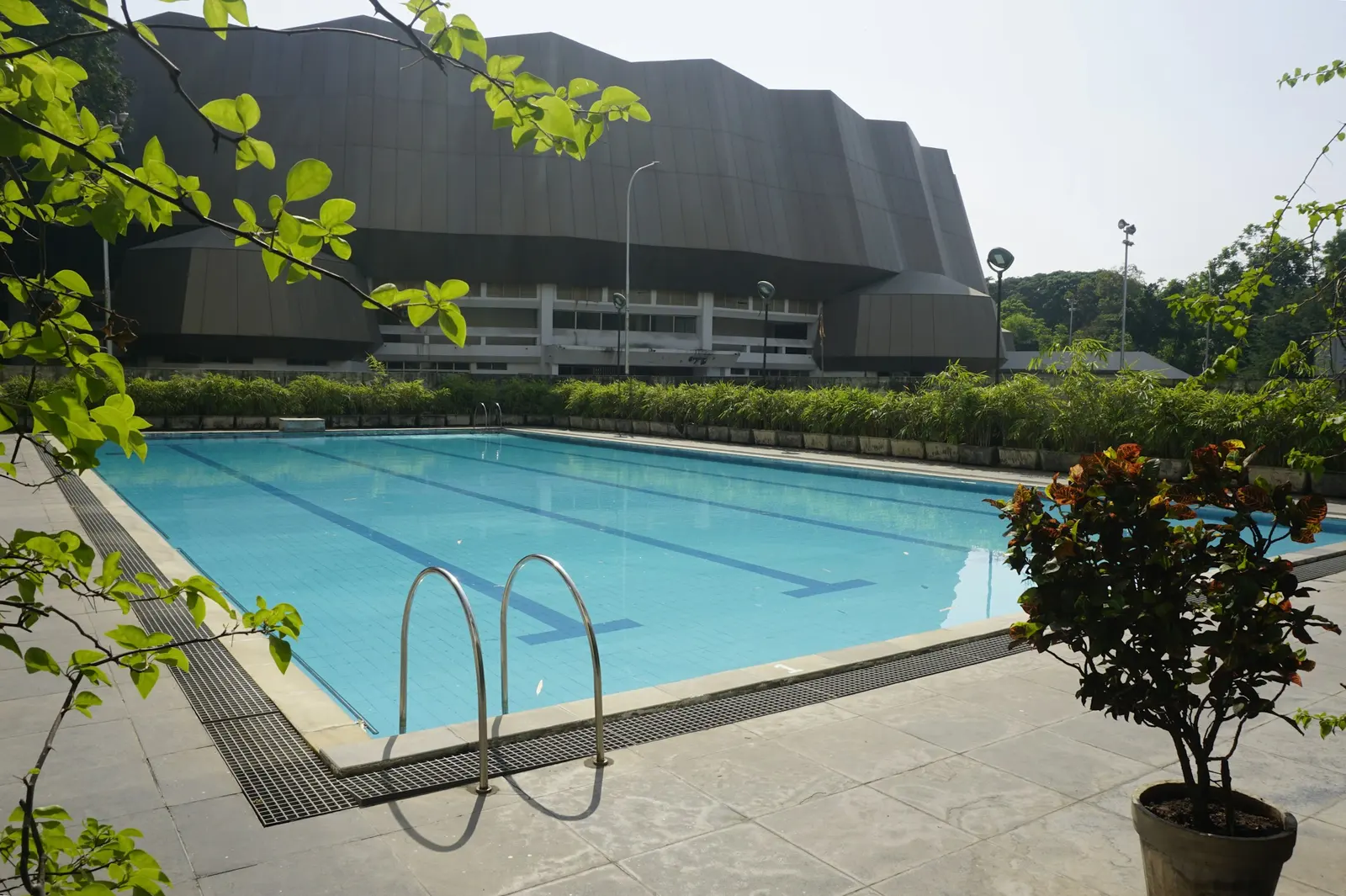 Contemporary hospitality-led residence